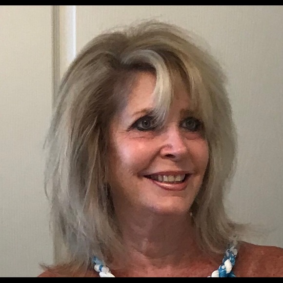 Meet your Posher, Kathy - Picture 1 of 1